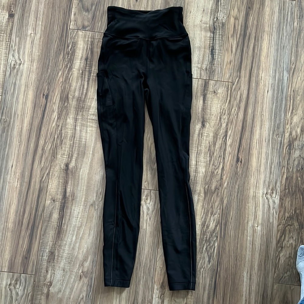 Lululemon Flurry Up SHR Tight